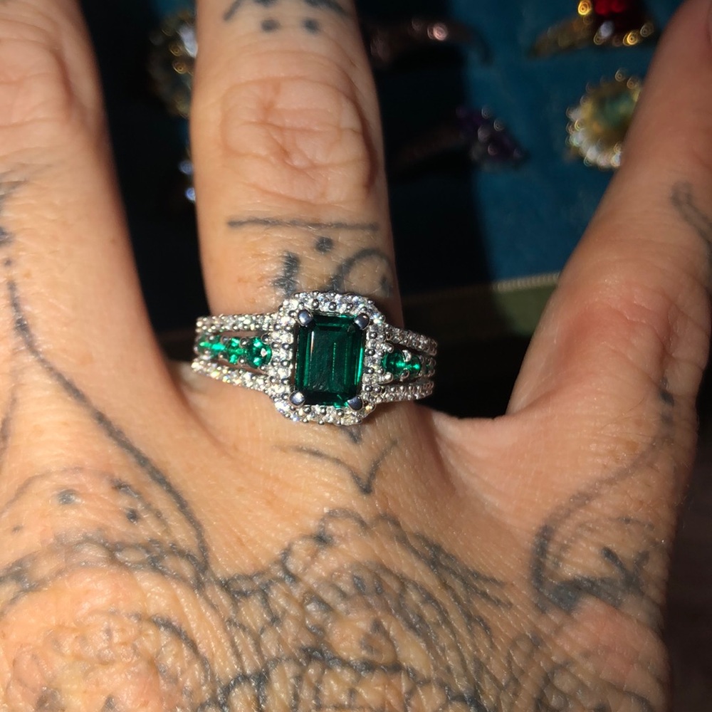 Quality cute ring!